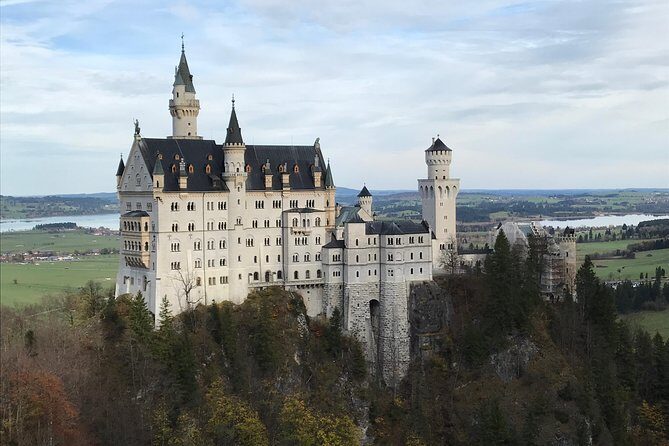 Private Neuschwanstein castle tour from Oberammergau village - Who Should Book This Tour?