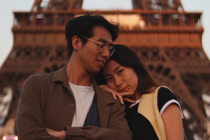 Private photo session with a professional in Paris - A Closer Look at the Experience: Itinerary & Highlights