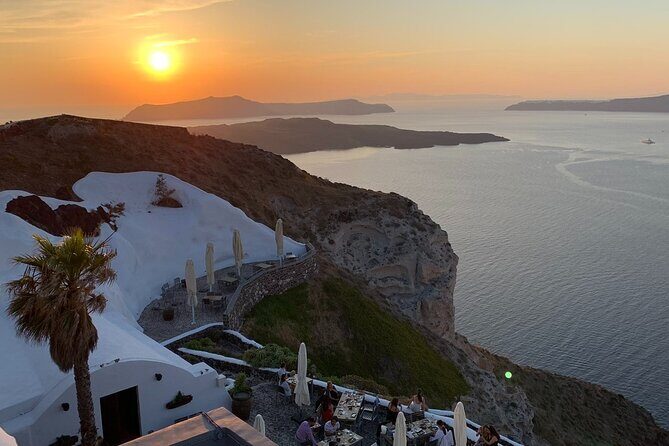 Private Santorini Half Day Highlights 4-Hour Tour & Native Driver - Why Consider This Tour?