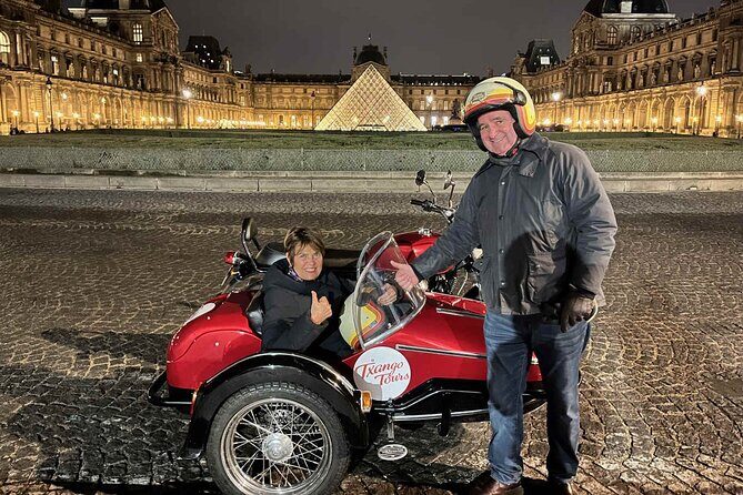 Private Sidecar Tour of Paris at Night with drinks - What the Reviews Say