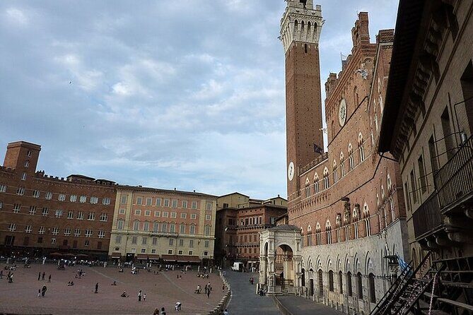 Private Siena and San Gimignano Tour with Wine Tasting From Rome - Who Is This Tour Best For?