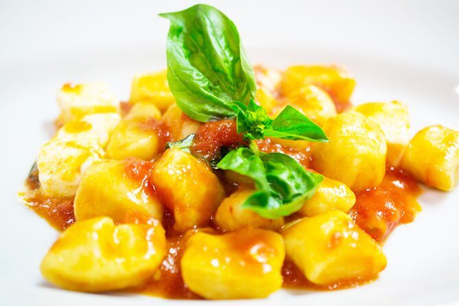 Private / Small Group at "Quanto Basta" School in Sorrento center - The Flavors, Dishes, and Techniques