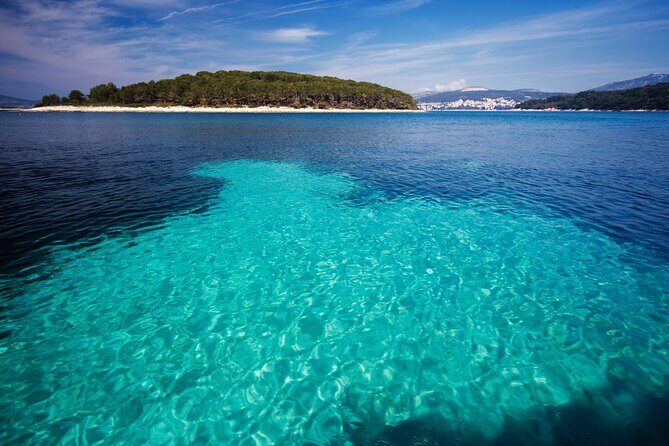 Private Speed Boat Tour of Hvar South Shore & Pakleni islands - FAQs