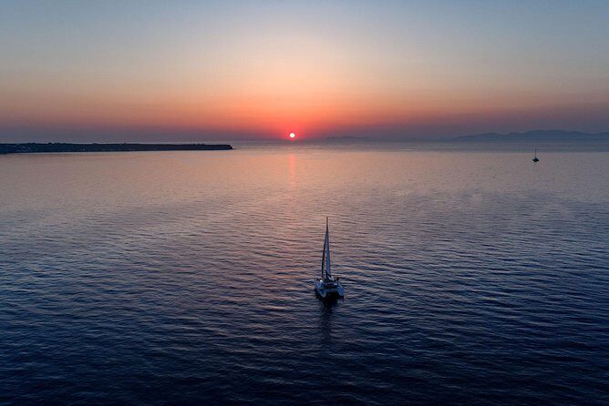 Private Sunset Cruise with Dinner and Drinks! - Who Is This Tour Best For?