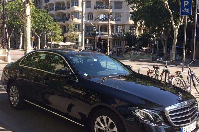 Private Tour Barcelona and Montserrat 8 Hours - Breaking Down the Itinerary