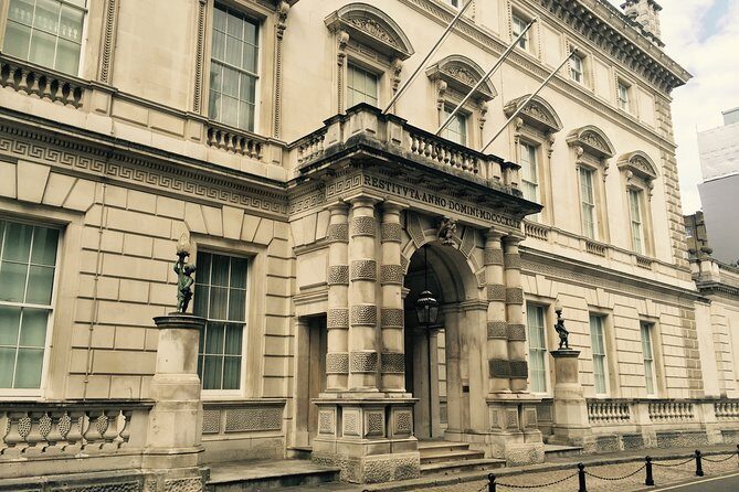 Private Tour: Downton Abbey London Locations by Taxi - Who Should Consider This Tour?