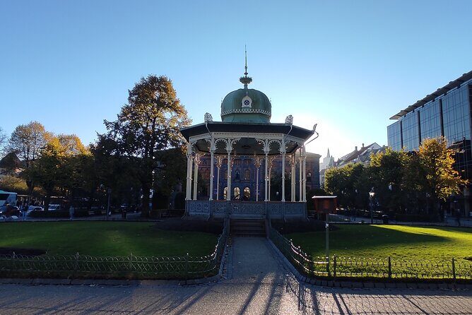 Private Tour in Bergen with Professional Guides - The Value of a Private Guide