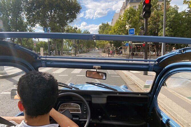 Private Tour of Paris in a convertible citroën 2CV - What Makes This Tour Stand Out?