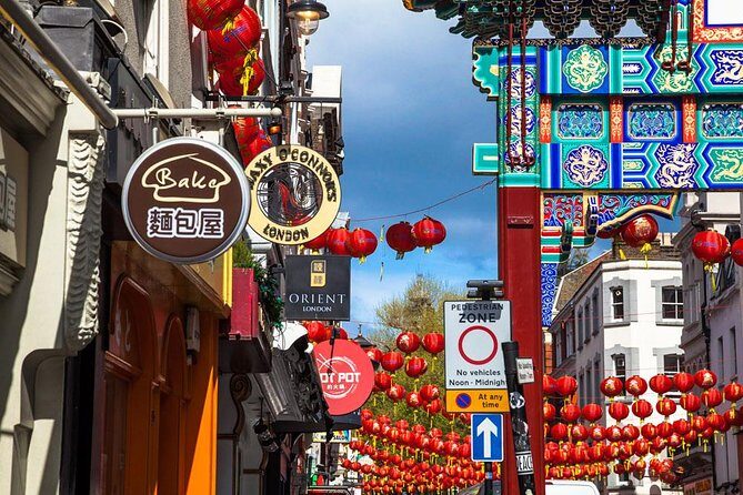 Private Tour: Photography Walking Tour from Trafalgar Square to Covent Garden - The experience—what travelers say