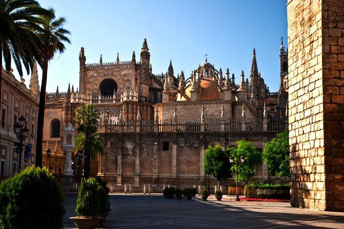 Private Tour: Seville Day Trip from Granada - Who Should Consider This Tour?
