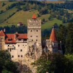 Private tour to Bran Dracula's Castle and Pele Royal Castle - The Itinerary: What to Expect