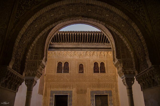 Private Tour to The Alhambra with Nasrid Palaces in Granada - Who Is This Tour Best For?