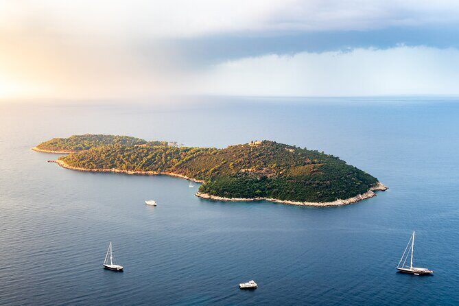 Private Tour: Wine & Sunset Experience at boat - FAQs About the Dubrovnik Sunset & Wine Boat Tour