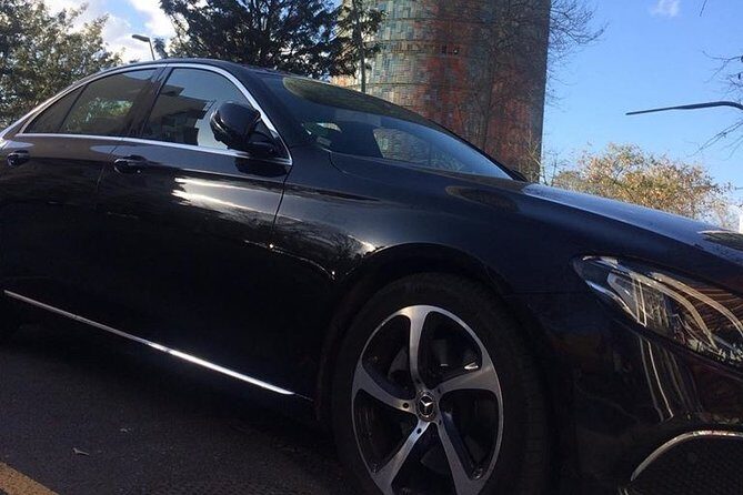 Private Transfer From Barcelona Airport to Barcelona City - Who Is This Transfer Best For?