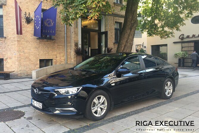 Private Transfer from Hotel to Riga Airport with English speaking driver - FAQ