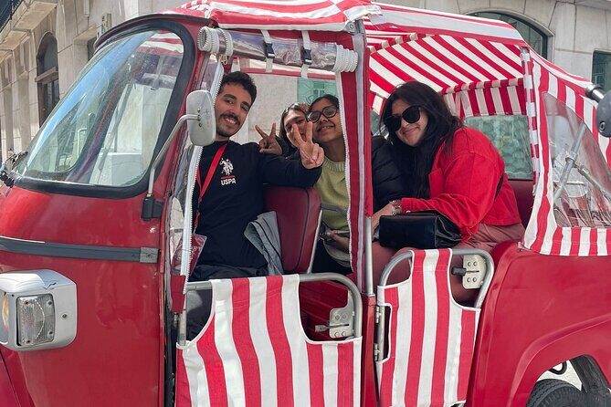 Private Tuk Tuk Tour Through the Belém Neighborhood in Lisbon - Stop 2: Mosteiro dos Jerónimos