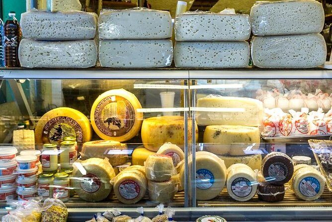 PRIVATE Walking Tour with Lunch and Wine Tasting by a Sommelier - What Could Be Better