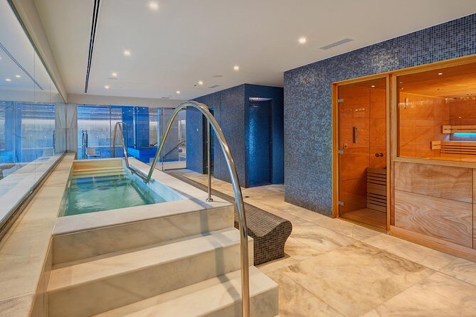 Relaxing back massage & day SPA - Is it Worth Booking in Advance?