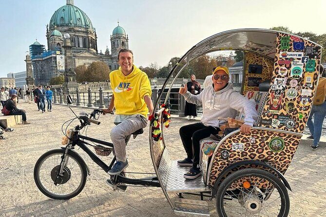 Rickshaw Tours Berlin - Groups of up to 16 people with several rickshaws - What to Expect on the Tour