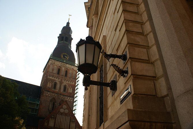 Riga Old Town Walking Tour in a Small Group - The Itinerary Breakdown