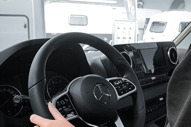 Rome Fiumicino Airport Transfer in Luxury Private Transportation - What to Expect from the Experience