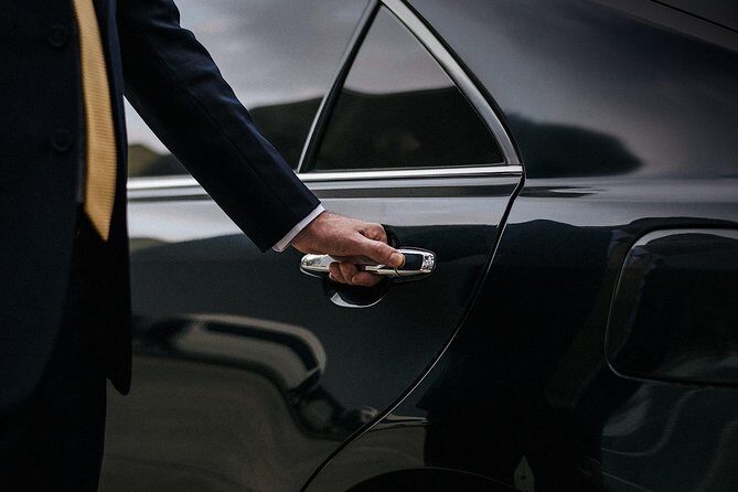 Rome Private Car & Chauffeur for Business, Shopping, Sightseeing - A Typical Day with the Service