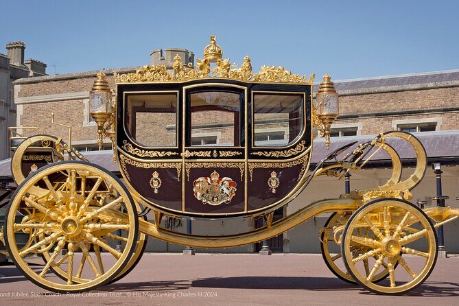 Royal Tour & Buckingham Palace State Rooms or Royal Mews Option - The Changing of the Guard or Royal Mews?