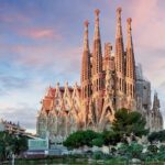 Sagrada Familia Guided Tour with Skip the Line Tickets - Practical Tips and Considerations