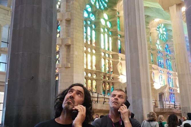 Sagrada Familia, Park Guell & Walking Private Tour with Tapas - Practical Tips & Considerations