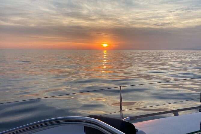 Sailing at sunset along the cliffs of Maro-Compartida - Final Thoughts