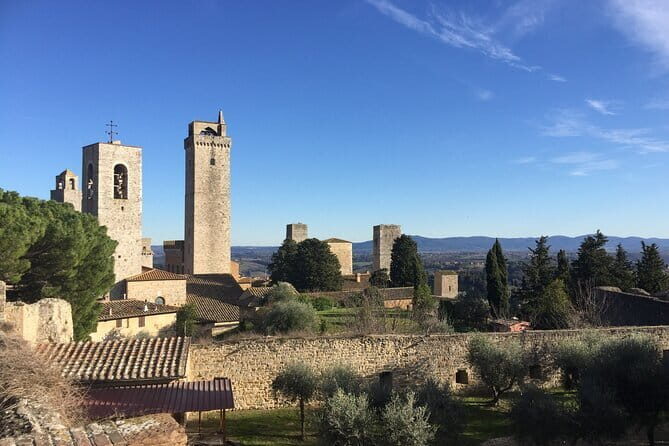 San Gimignano, Saffron and Vernaccia Wine from Florence - The Practical Bits
