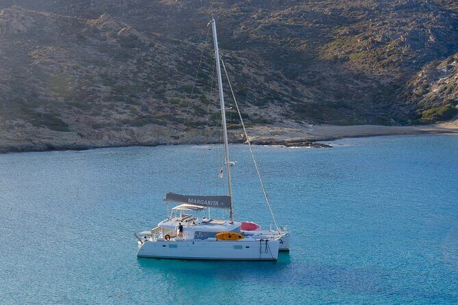 Santorini: Caldera Private Catamaran Cruise with Meal & Drinks - Who Is This Tour Best For?