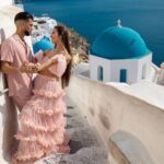 Santorini couple photoshoot with 50 edited photos! - What to Expect During the Photoshoot