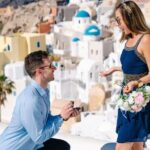 Santorini Private Couple Photoshoot in Oia - Why It’s a Great Choice