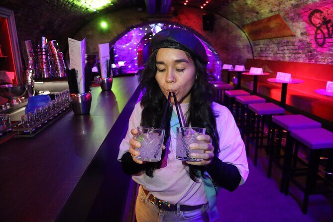 Saturday Night Pub Crawl for Professionals in Vienna, Austria - The Guides and Atmosphere