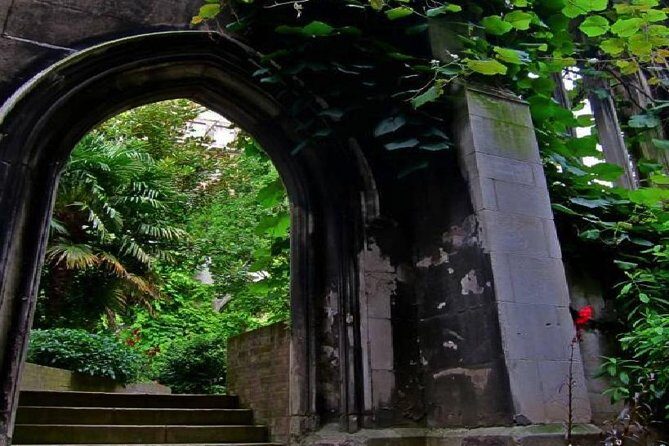 Secret Gardens of the City of London Private Tour - The Experience of the Guide and Why it Matters