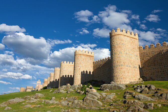 Segovia and Avila Guided Tour and Flamenco Show in Madrid - Who is This Tour Best For?