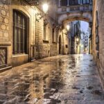 Self Audio Guided Tour in Gothic Quarter of Barcelona - Walking Through the Itinerary