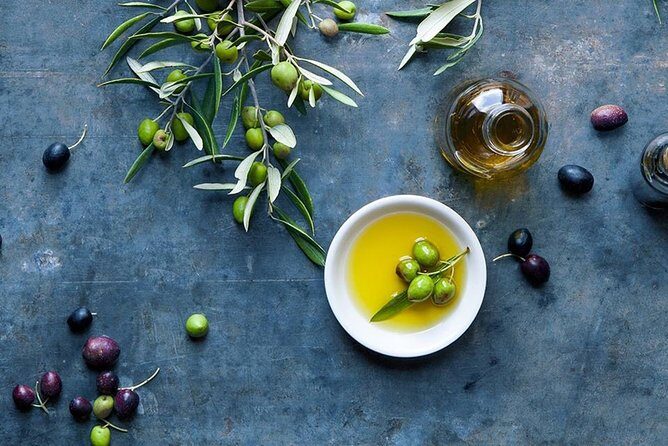 Semi Private Wine and Olive Oil tour (Transfer & Lunch Incl.) - The Itinerary Breakdown: What to Expect