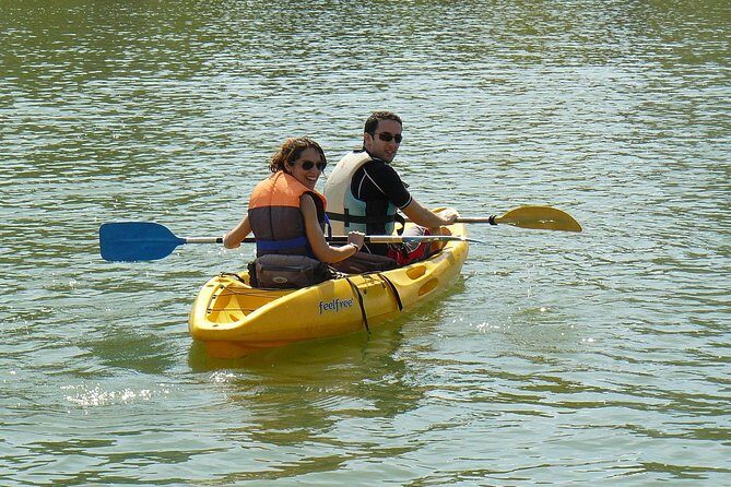 Sevilla 2 Hour Kayaking Tour on the Guadalquivir River - Who Should Consider This Tour?