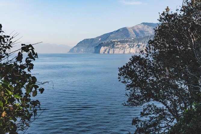 Shared Shuttle Service from Naples Central Station to Sorrento - Shared Shuttle Service from Naples Central Station to Sorrento