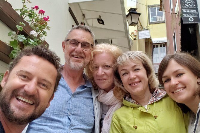 Sintra to Cascais: 2 Palaces, 4 Sites, Small Group 10 Hour Tour - Who Is This Tour Best For?