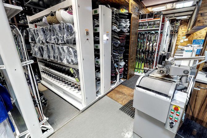 Ski and Snowboard equipment rental in Bansko - The Gear and Brands