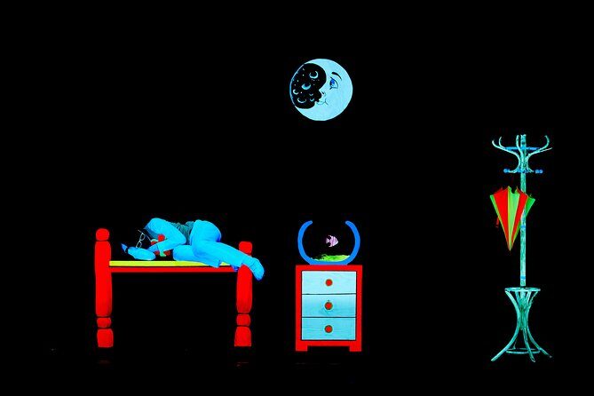Skip the Line: WOW Show Black Light Theater in Prague Ticket - Who Will Love This Show?