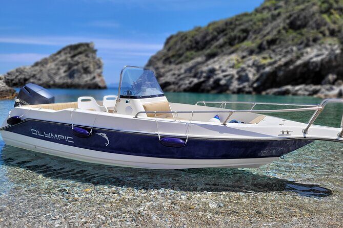 Skopelos Boat Hire / Private Boat Trips - Who Will Love This Experience?