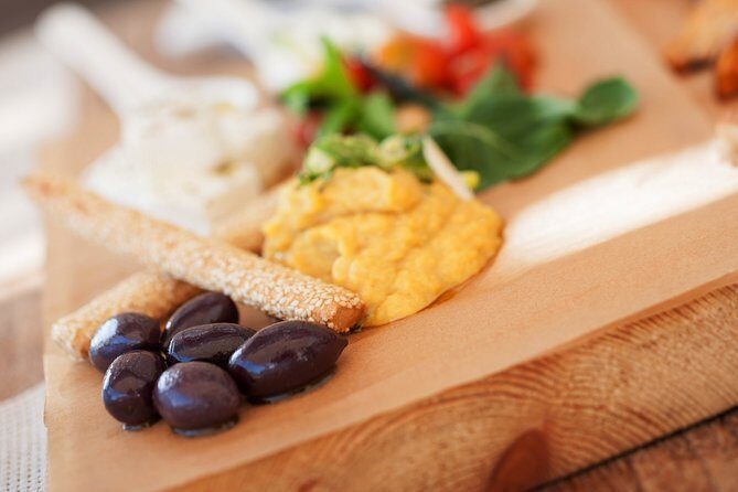 Small-Group Greek Food and Wine Tasting Tour in Santorini - Analyzing the Value