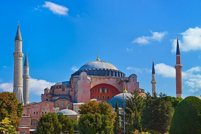 Small Group Istanbul Full-Day Shore Excursion: Hagia Sophia, Topkapi Palace, Blue Mosque, Hippodrome and Grand Bazaar - Who Should Consider This Tour?