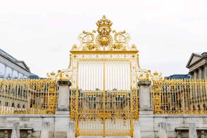 Small Group VIP Versailles Bike Tour from Paris with King's Apartments Access - Is This Tour Right for You?