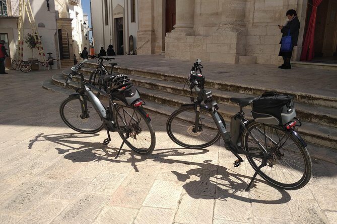 Smart & easy ebike tour in the Itria Valley: Martina Franca - Locorotondo - The Sum Up