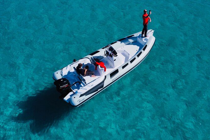 Smeralda Boat Tour and snorkeling - Discovering Sardinia from the Water